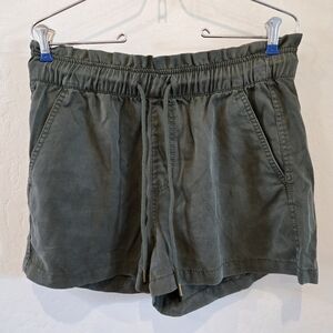 The‎ Loft Women's Elastic High Waist Tie Green Shorts Medium M NWT
